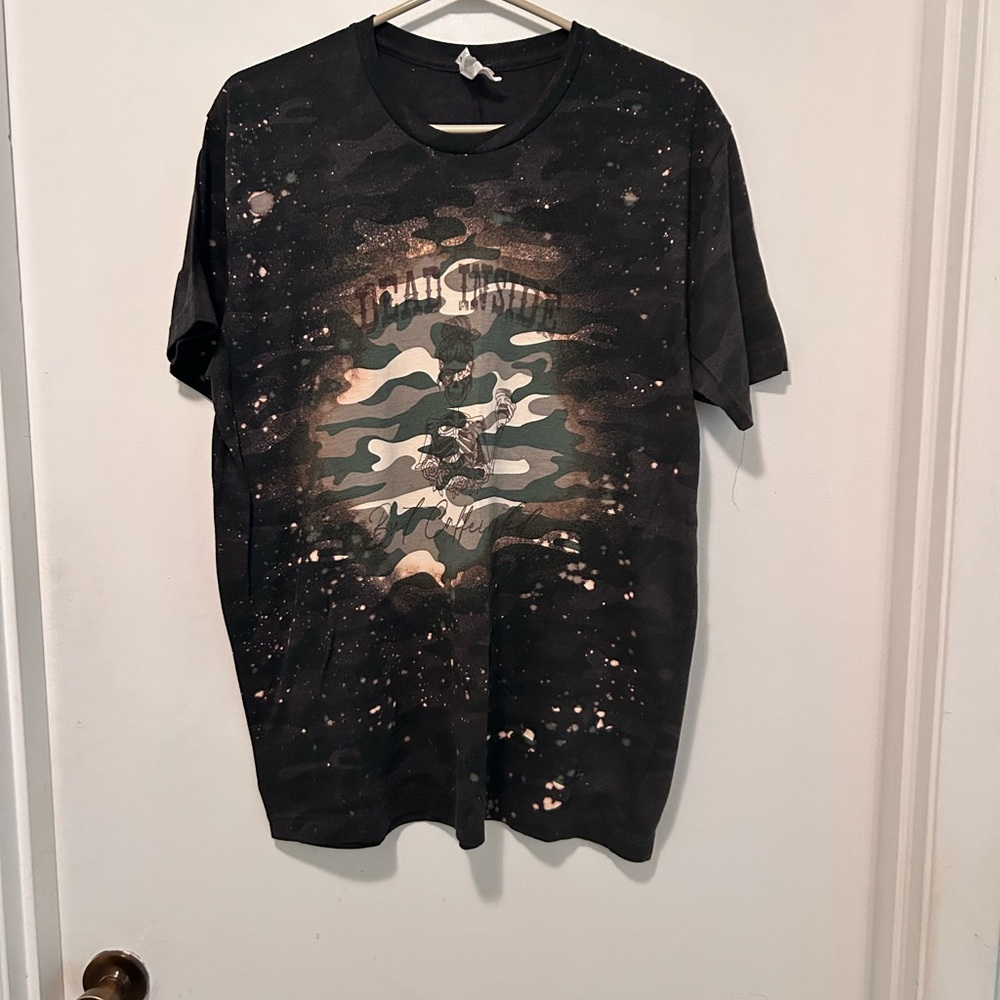 L.A.T Women's Black Top Camo Skull Shirt